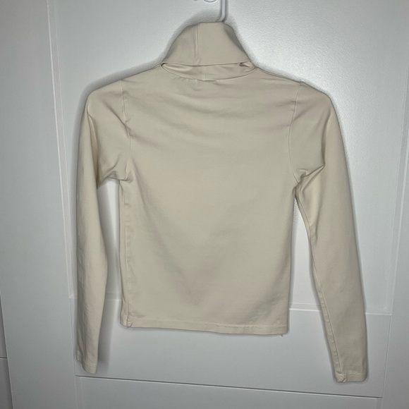 Los Angeles apparel Off white COTTON SPANDEX GARMENT DYE TURTLENECK size small - Picture 2 of 5